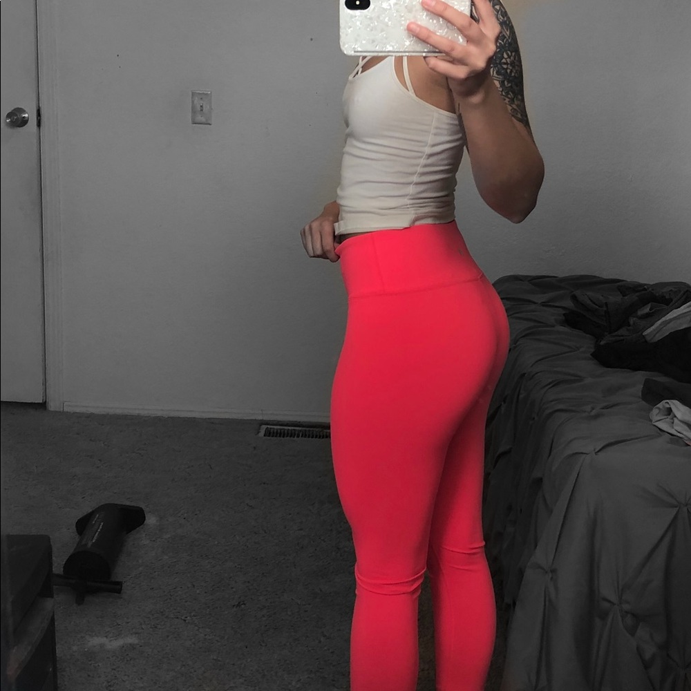 Highlighter pink leggins